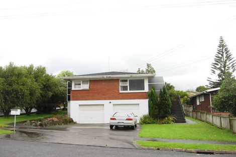 Photo of property in 1/30 Portadown Avenue, Pakuranga Heights, Auckland, 2010