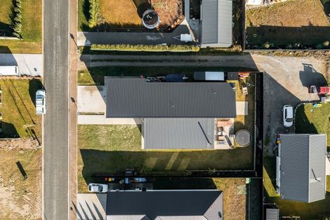 Photo of property in 6 Pennycook Place, Lake Hawea, Wanaka, 9382