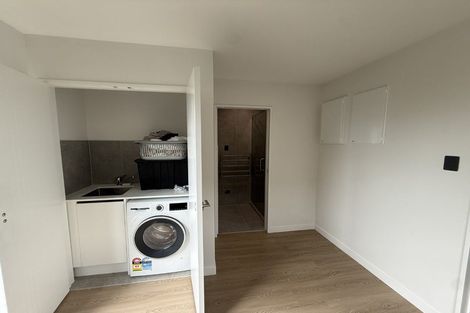 Photo of property in 1/9 Kamaka Road, Mangere Bridge, Auckland, 2022