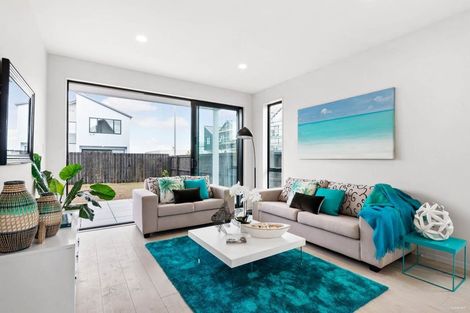 Photo of property in 28 Turehu Road, Papakura, 2110