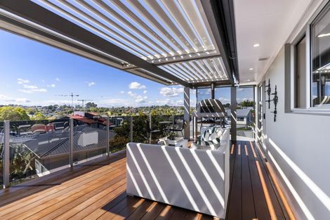 Photo of property in 18 Indus Place, Half Moon Bay, Auckland, 2012