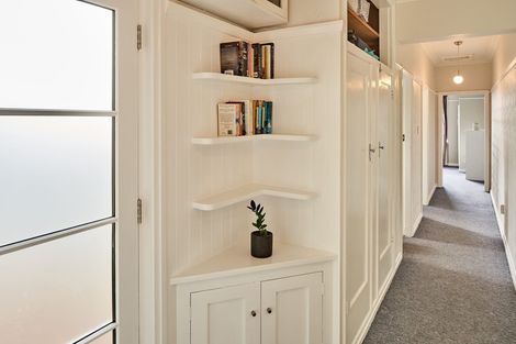 Photo of property in 75a Pirie Street, Mount Victoria, Wellington, 6011