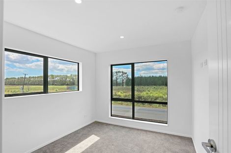 Photo of property in 20a Survila Street, Takanini, 2110