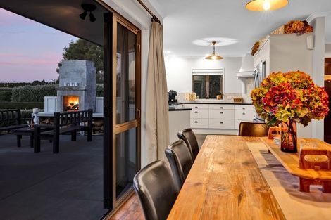 Photo of property in 37 Arthur Street, Hawera, 4674