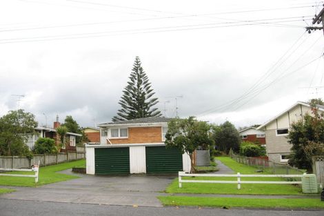 Photo of property in 2/34 Portadown Avenue, Pakuranga Heights, Auckland, 2010
