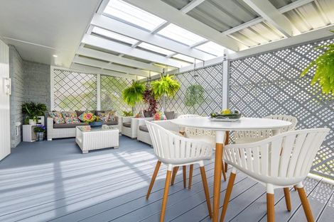 Photo of property in 108 Conway Street, Mayfair, Hastings, 4122