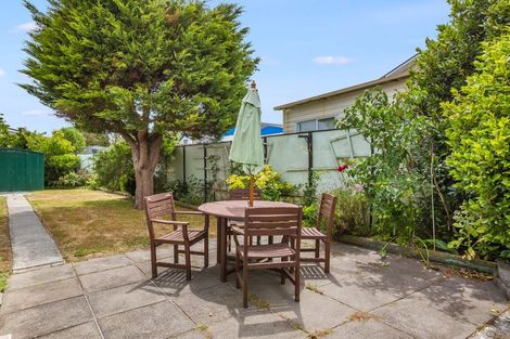 Photo of property in 16 Morning View, Titahi Bay, Porirua, 5022