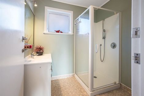 Photo of property in 8 Fincham Road, Raumati Beach, Paraparaumu, 5032