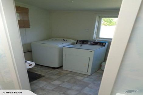 Photo of property in 33 Main Road, Hector, 7822