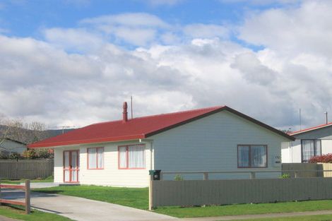 Photo of property in 14 Mansfield Road, Owhata, Rotorua, 3010