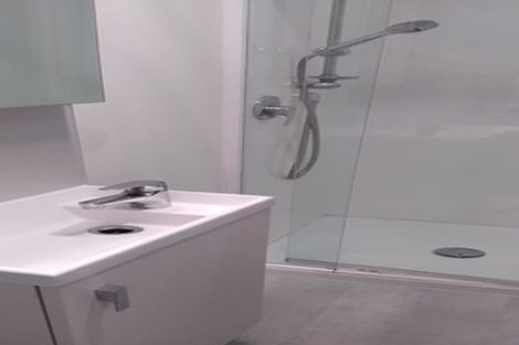 Photo of property in 662 Beach Road, Browns Bay, Auckland, 0630