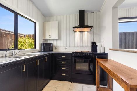 Photo of property in 728 Papamoa Beach Road, Papamoa Beach, Papamoa, 3118