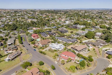 Photo of property in 6 Stevenson Way, Cockle Bay, Auckland, 2014