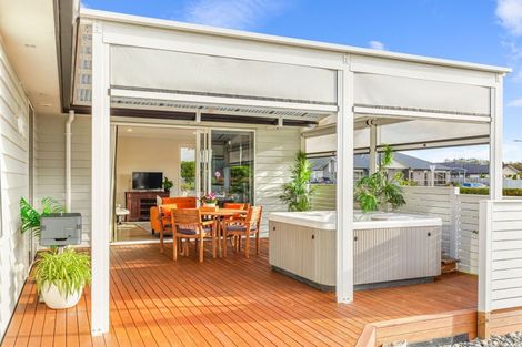 Photo of property in 26 Korako Drive, Kumeu, 0810