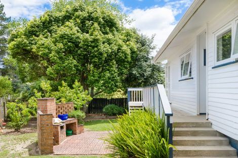 Photo of property in 93 Riverpark Crescent, Henderson, Auckland, 0610