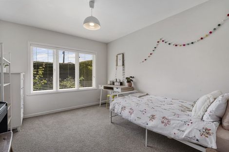Photo of property in 5 Coronation Street, Belmont, Auckland, 0622
