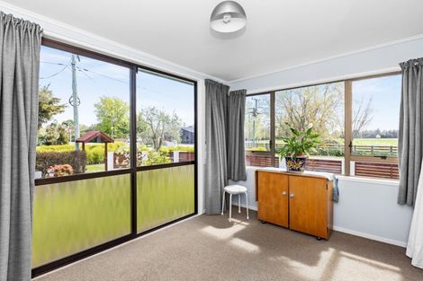 Photo of property in 60 Jervois Road, Jervoistown, Napier, 4112