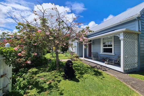 Photo of property in 230 Watt Street, Coromandel, 3506