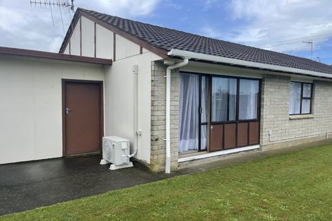 Photo of property in 72 Hokio Beach Road, Levin, 5510