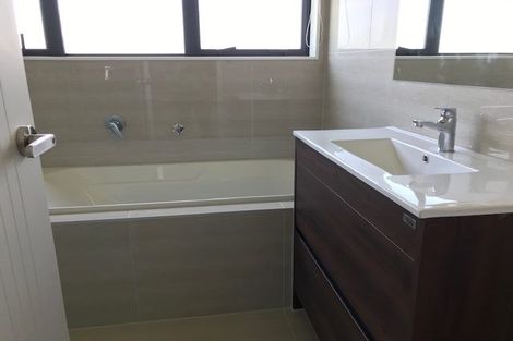 Photo of property in 46 Turret Lane, Hobsonville, Auckland, 0616