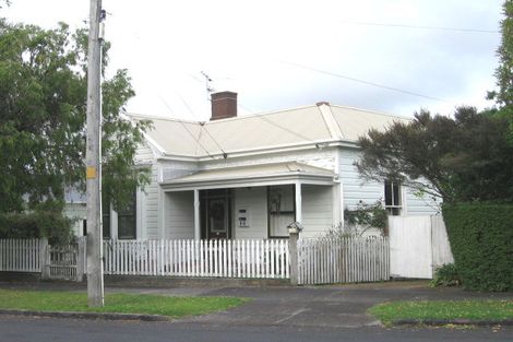 Photo of property in 13 Wynyard Road, Mount Eden, Auckland, 1024