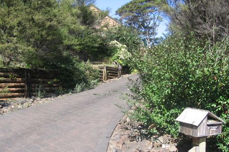 Photo of property in 33 Centennial Drive, Whitianga, 3510