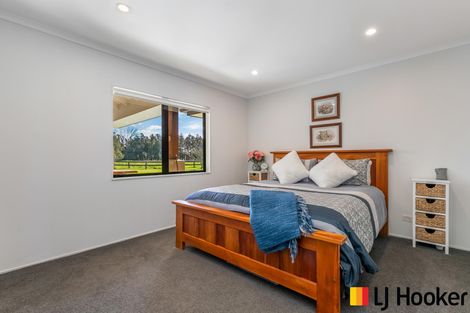 Photo of property in 89 Burnside Road, Ardmore, Papakura, 2582