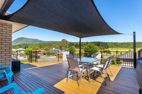 Photo of property in 2 Pukeko Place, Picton, 7220