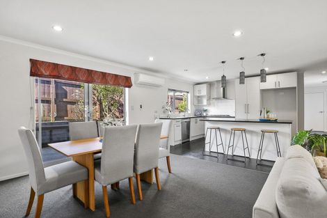 Photo of property in 64 Magellan Rise, Flagstaff, Hamilton, 3210