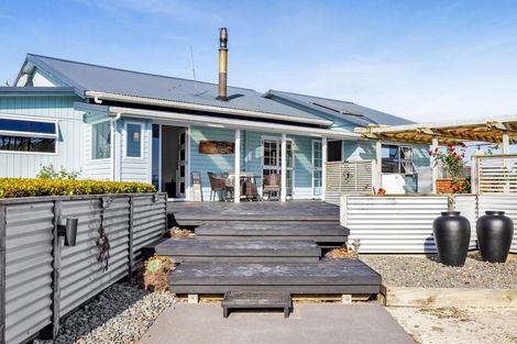Photo of property in 1288 Normanby Road, Manaia, Hawera, 4678