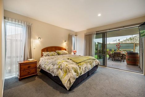 Photo of property in 8 Albert Sheppard Close, Yaldhurst, Christchurch, 8042