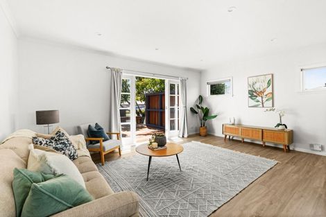 Photo of property in 3 Goddard Lane, Havelock North, 4130