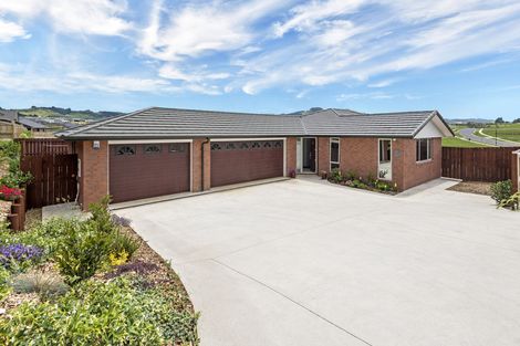 Photo of property in 28 Helenslee Road, Pokeno, 2402