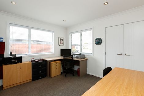 Photo of property in 47 Rodeo Drive, Kelvin Grove, Palmerston North, 4414