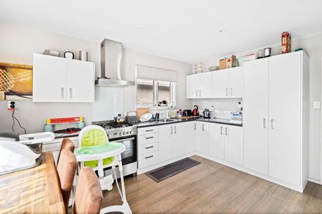 Photo of property in 2a Skerten Avenue, Hornby, Christchurch, 8042