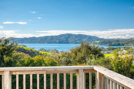 Photo of property in 45 Cable Bay Block Road, Cable Bay, 0420