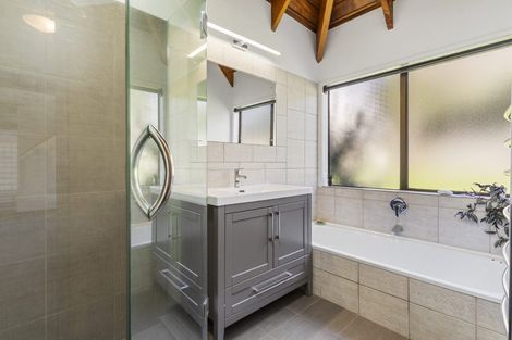 Photo of property in 7 Inkster Street, Birkenhead, Auckland, 0626