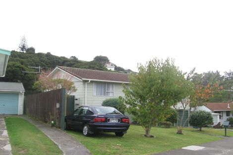 Photo of property in 21 Woolwich Close, Whitby, Porirua, 5024
