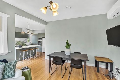 Photo of property in 166 Weston Road, St Albans, Christchurch, 8052