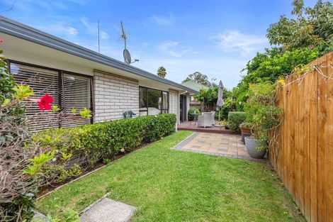 Photo of property in 529a Devonport Road, Tauranga South, Tauranga, 3112