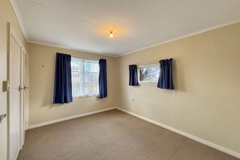 Photo of property in 33 Cadman Street, Dannevirke, 4930