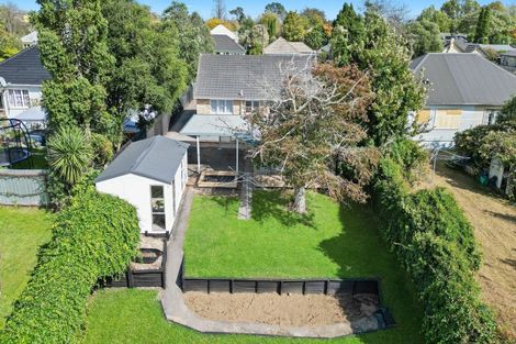 Photo of property in 8 Casey Avenue, Fairfield, Hamilton, 3214