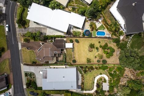 Photo of property in 28 Maori Hut Road, Red Beach, 0932