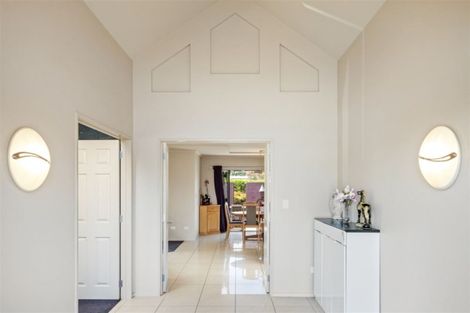 Photo of property in 8 Frank Knight Place, Waiuku, 2123