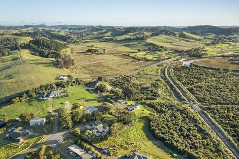 Photo of property in 11 Carol Leon Avenue, Kaukapakapa, 0871