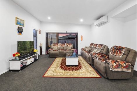 Photo of property in 267 Te Okuroa Drive, Papamoa, 3118