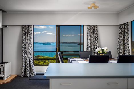 Photo of property in 202 Te Wahapu Road, Russell, 0272