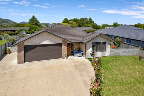 Photo of property in 35 Waipunahau Road, Waikanae, 5036