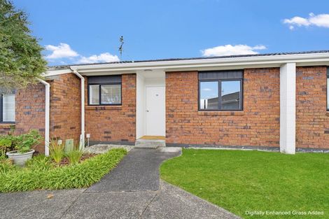 Photo of property in 10 Fantail Court, Orewa, 0931
