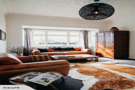 Photo of property in 94 Hargest Crescent, Saint Clair, Dunedin, 9012